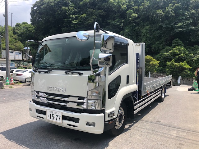 ISUZU　7T回送車