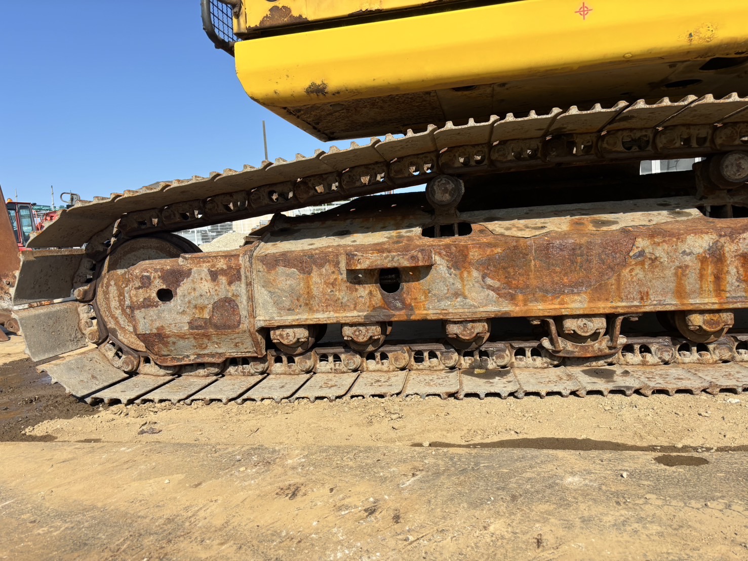 PC200-8N1