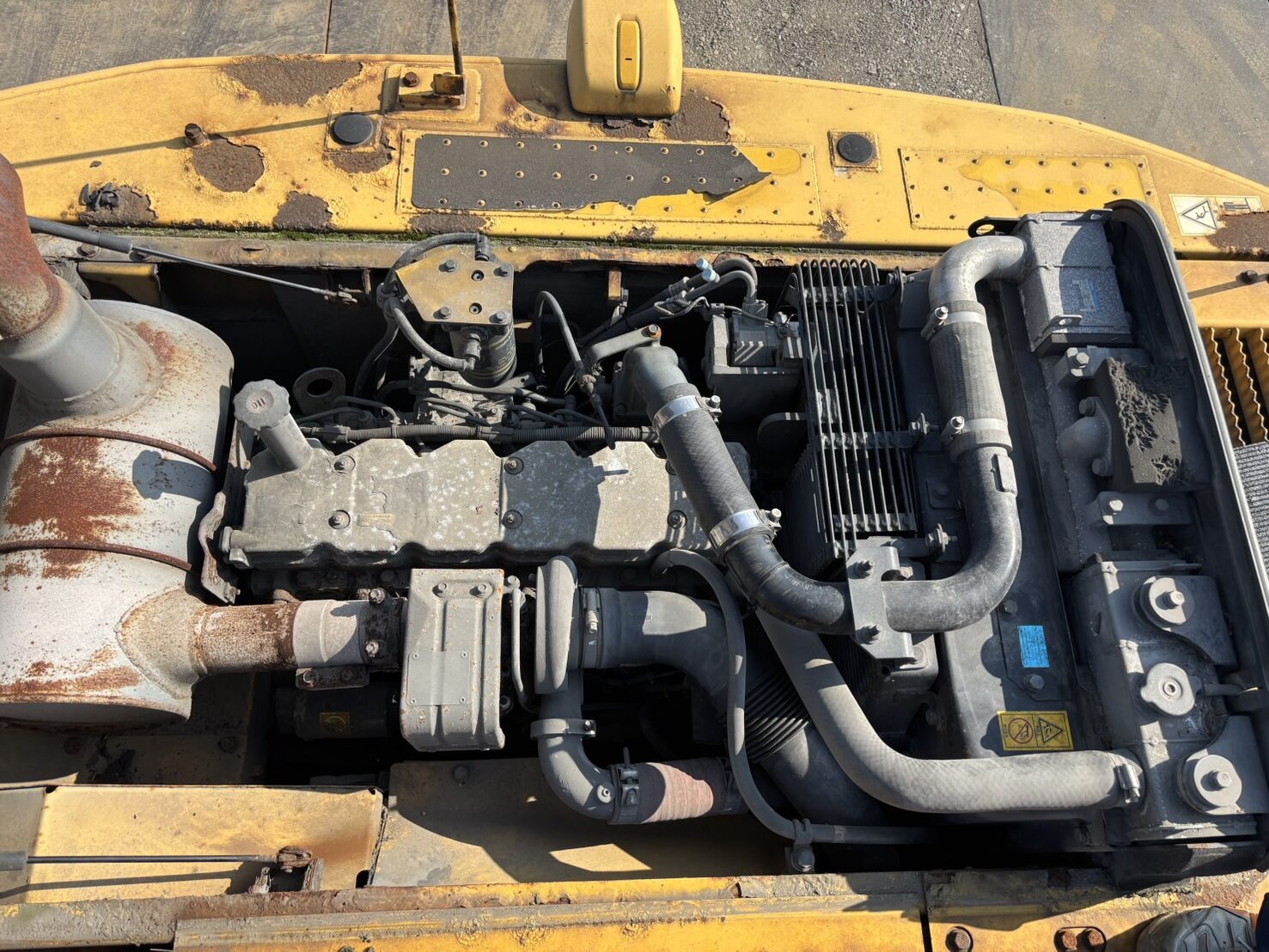 PC200-8N1