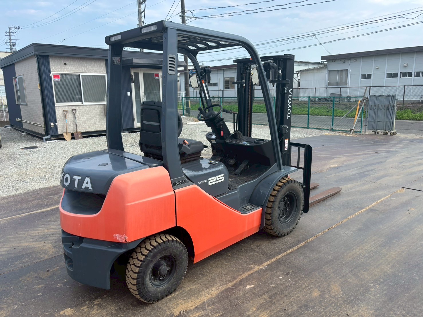 02-8FD25