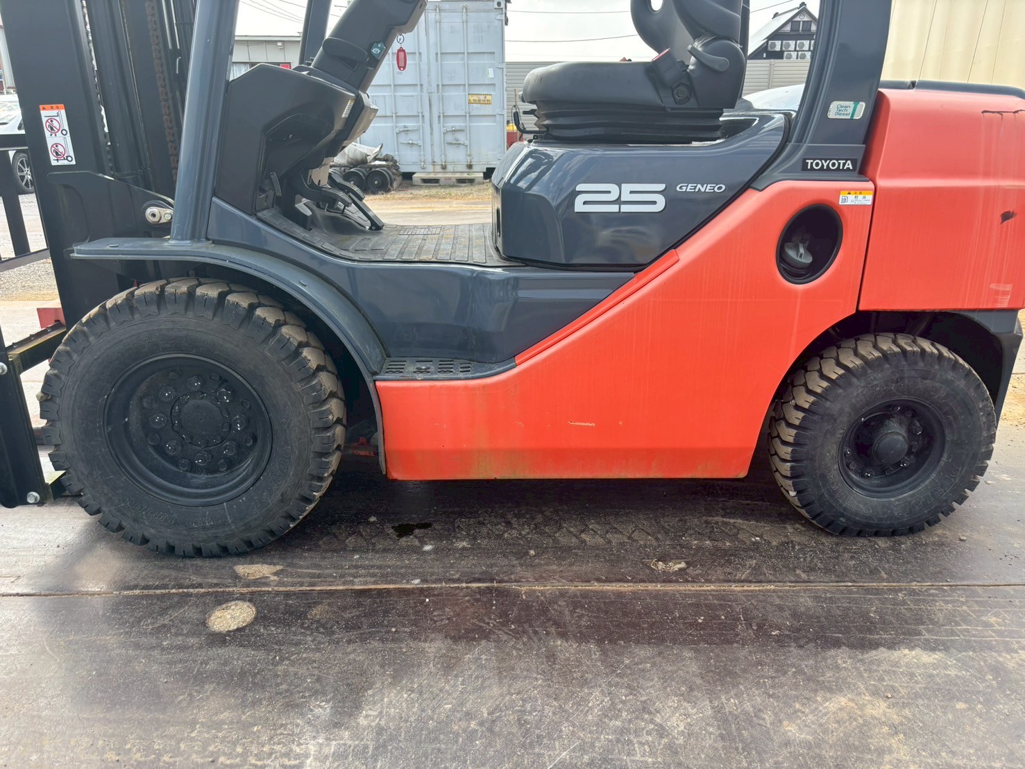 02-8FD25