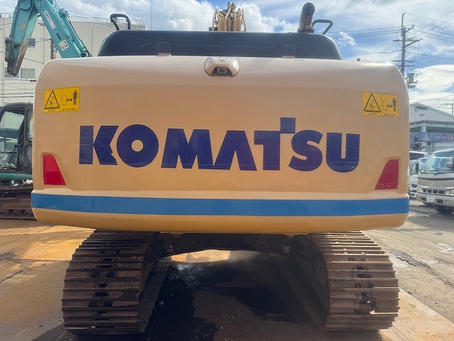 PC200-10