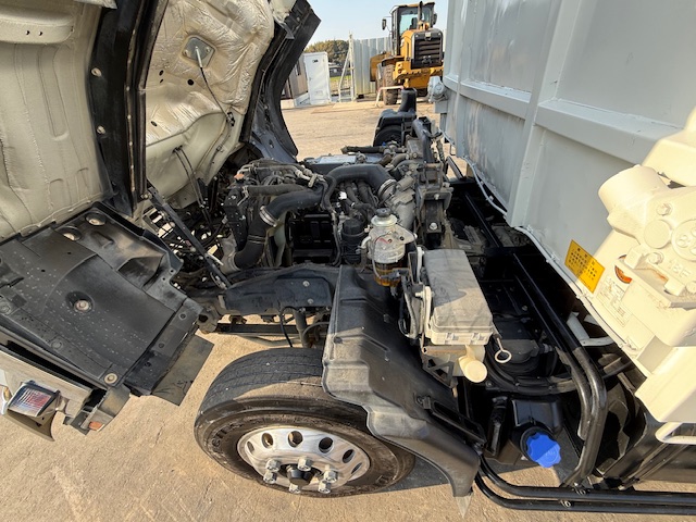 いすゞ4tダンプ