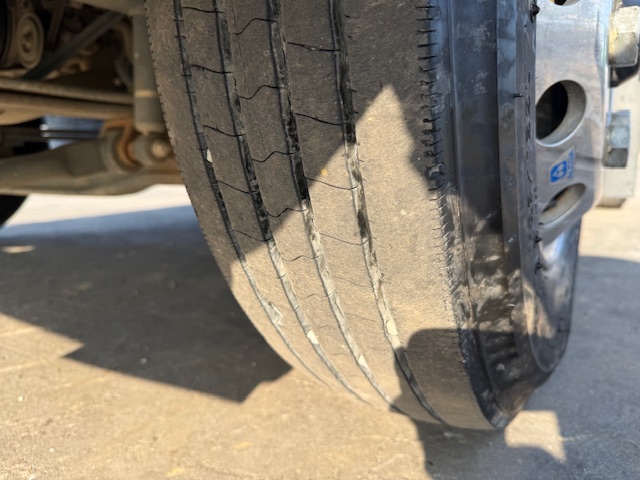 いすゞ4tダンプ